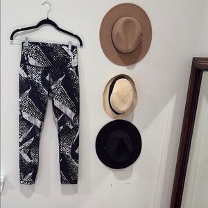 Lululemon Black and White Patterned Leggings